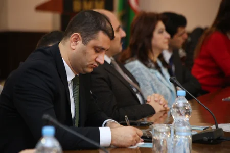 Azərbaycanda qadınların siyasi iştirakçılığı mövzusunda dinləmə keçirilib - FOTO