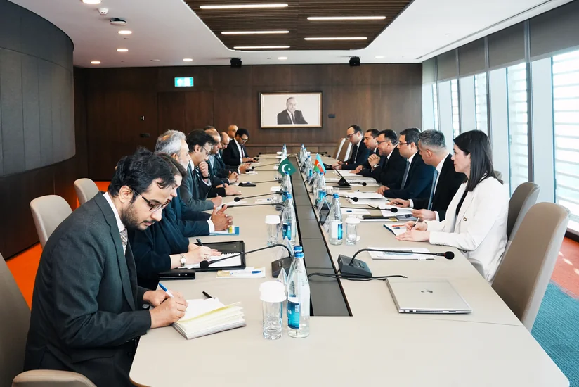 Azerbaijan, Pakistan mull opportunities for developing investment cooperation