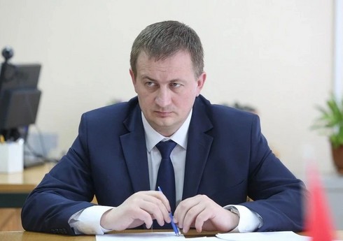 Aleksandr Turçin Bakıda Azərbaycan-Belarus lift yığım müəssisəsini ziyarət edib