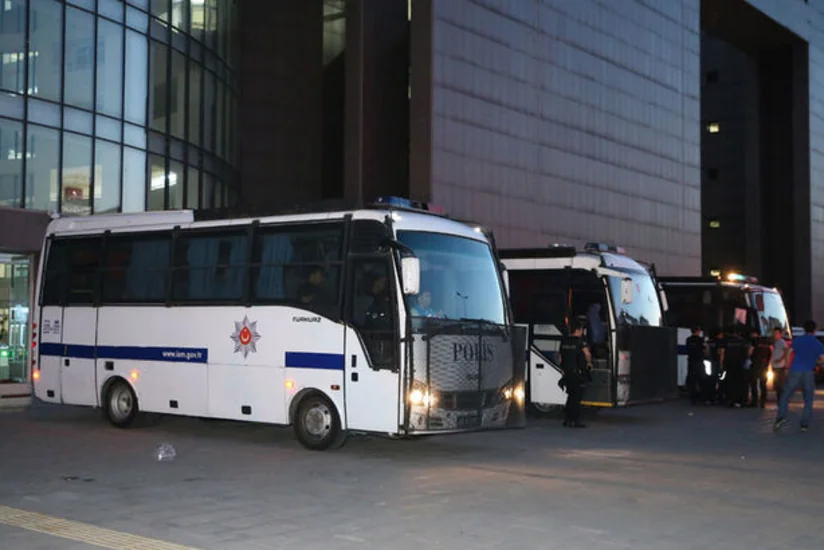 ​Türkiyədə 64 hakim və prokuror həbs edilib