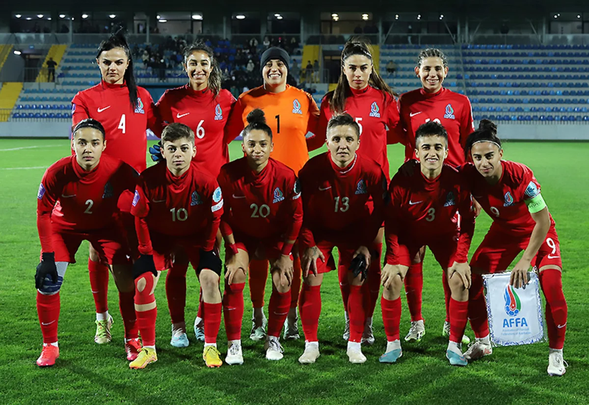 Azərbaycan millisi Macarıstanla səfərdə heç-heçə edib