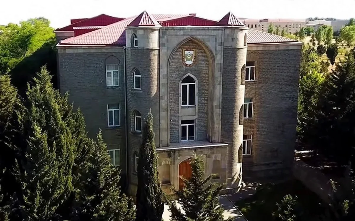 Milli Müdafiə Universitetinin hərbi kolleclərinə sənəd qəbulunun müddəti uzadılıb