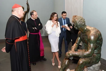 ​Heydər Əliyev Fondunun prezidenti Vatikanda Müqəddəs Marçellinio və Pietro katakombalarının açılış mərasimində iştirak edib