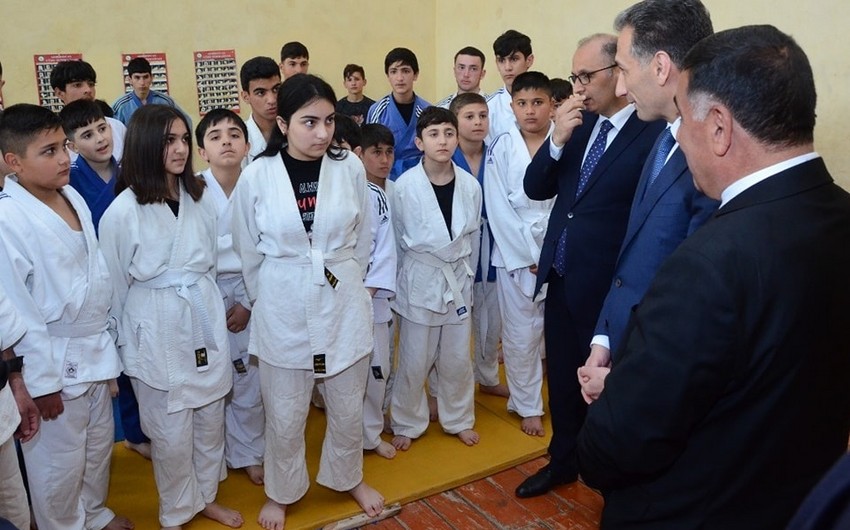 Rəşad Nəbiyev Sabirabadda cüdoçularla görüşüb