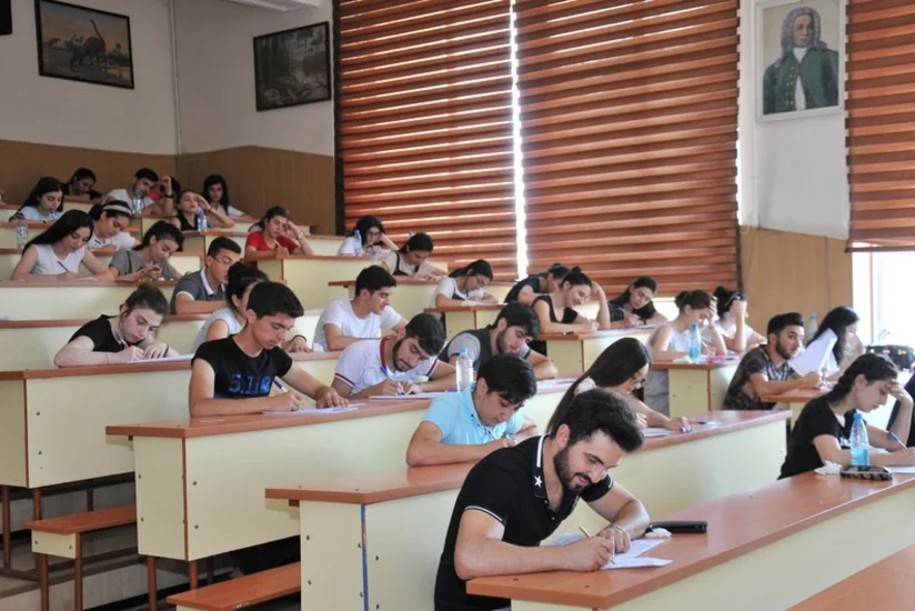 Tələbələrin köçürülməsi üzrə sənəd qəbuluna başlanılıb - YENİLƏNİB