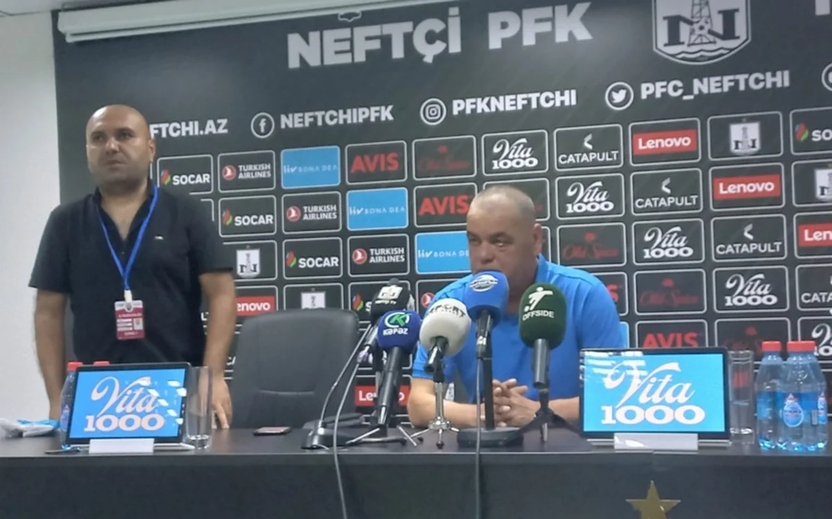 Kəpəzin baş məşqçisi: Azarkeşlərin şüarları futbolçulara təsir edir