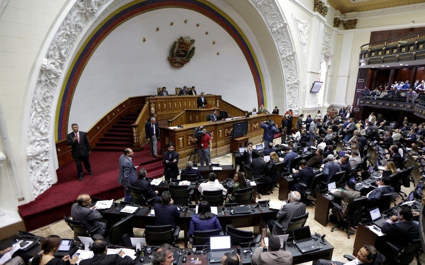 Venesuela parlamenti Rusiya ilə imzalanan hərbi müqaviləni etibarsız sayıb