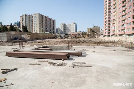 Xətai sakinləri tikintidən şikayətlənirlər - FOTO