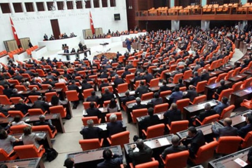 Türkiyə parlamenti ziyarətçi qəbulunu dayandırdı