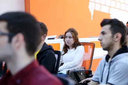 Baku Business Factory holds seminar on Growth Hacking - PHOTO