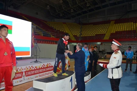 Azərbaycanın sərbəst güləşçisi Makedoniyada keçirilən hərbçilərin dünya çempionatında qızıl medal qazanıb