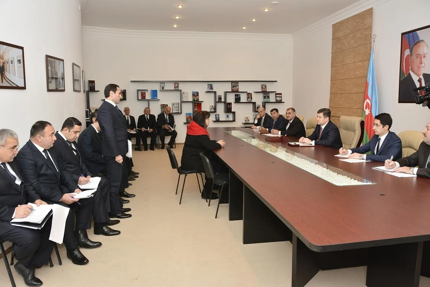 Əmlak Məsələləri Dövlət Komitəsinin sədri Göyçayda vətəndaşları qəbul edib