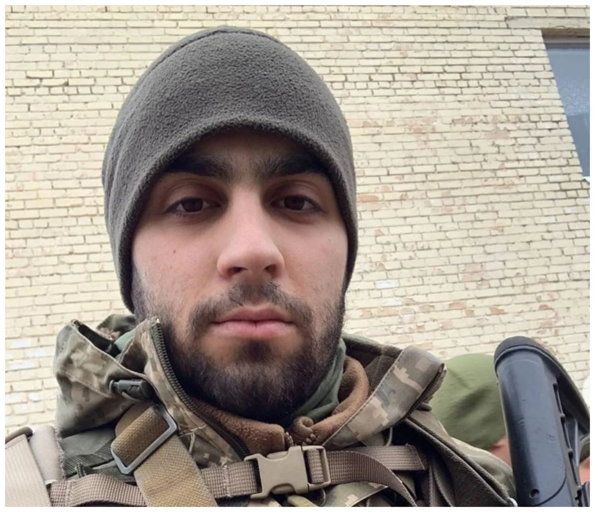 Azerbaijani officer seriously injured in Ukraine