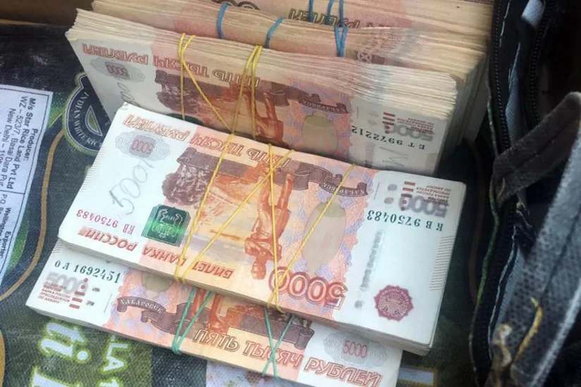 Azərbaycana külli miqdarda xarici valyutanın qanunsuz keçirilməsinin qarşısı alınıb
