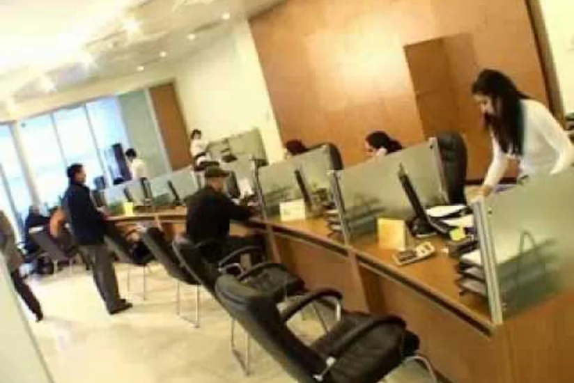 ​Azərbaycanda əhalinin yarıdan çoxu bank müştərisidir