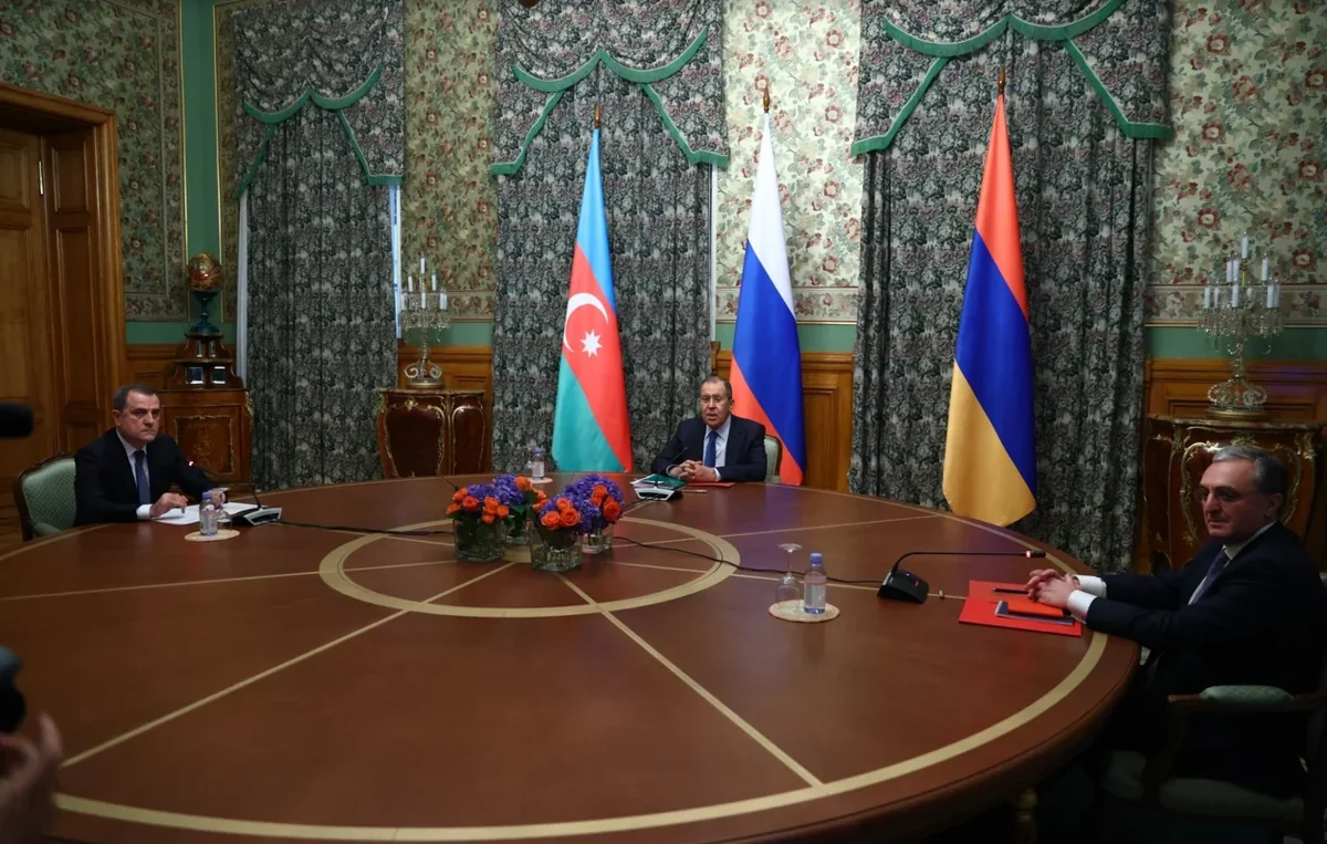 Azerbaijani, Russian, Armenian FMs make statement