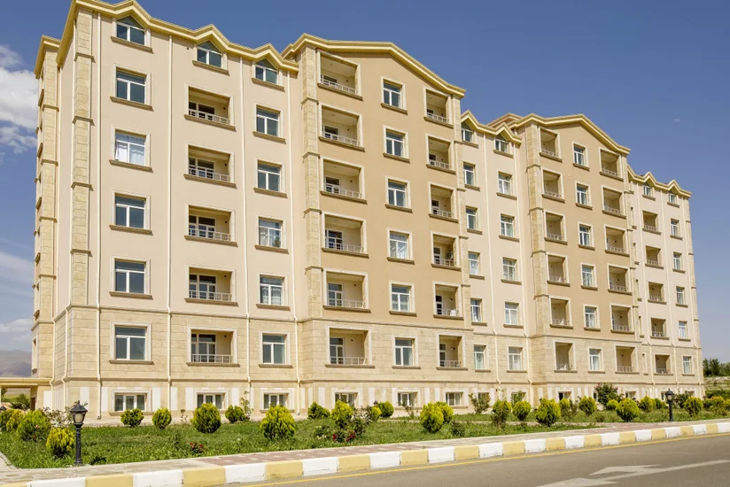 Naxçıvanda bir şəhid ailəsi və beş qaziyə yeni mənzillər verilib