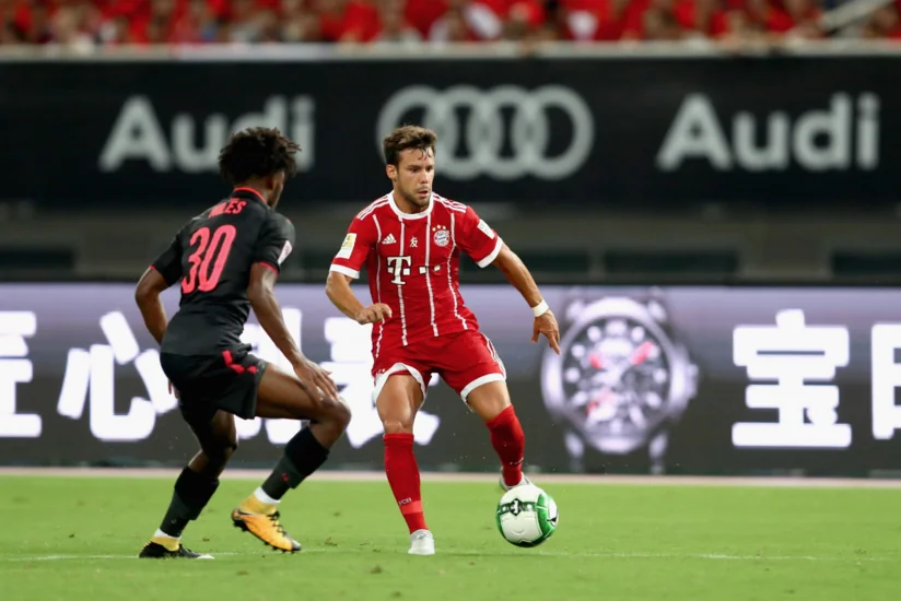 “Arsenal” klubunun bir neçə futbolçusu qidadan zəhərlənib