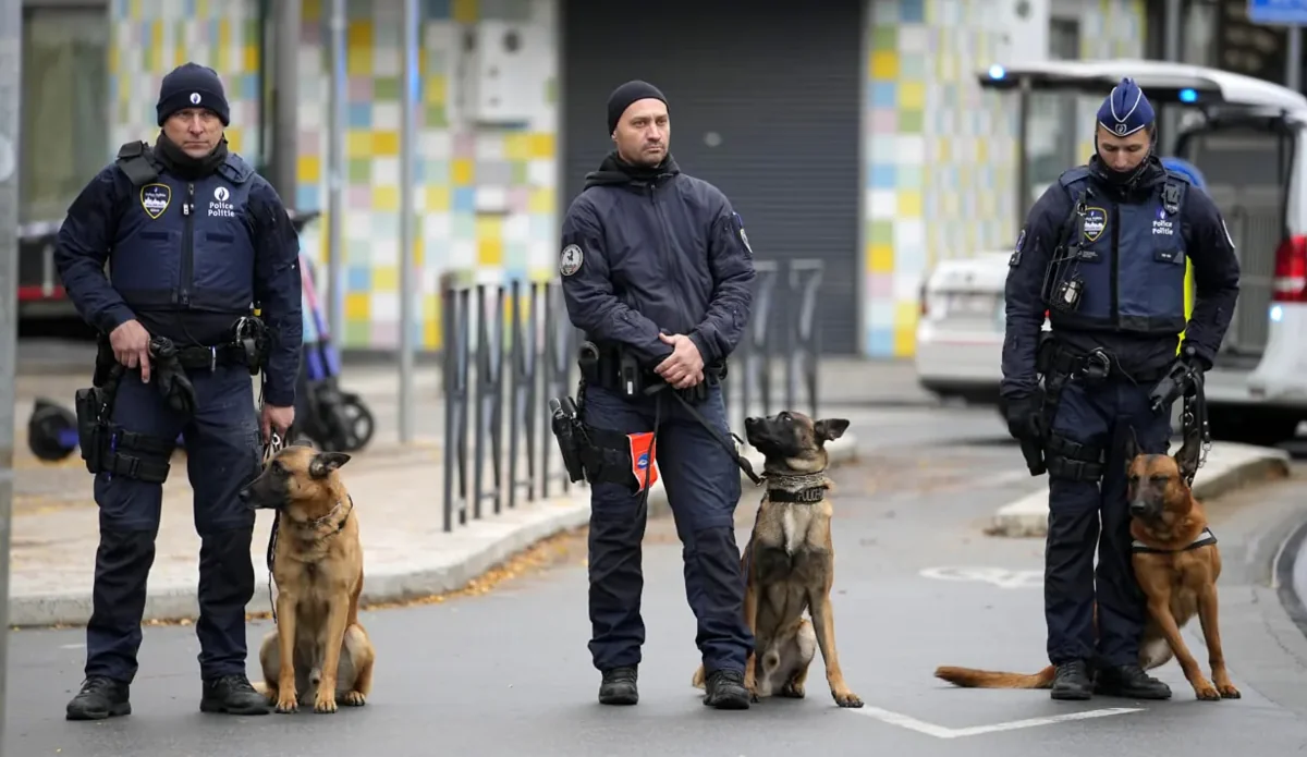 Police find 50 bags of cocaine in Walloon education minister’s office