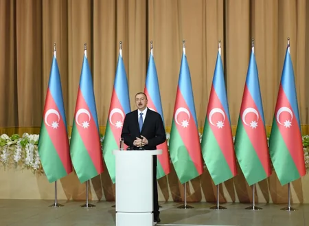 Azərbaycan Prezidenti Respublika Günü münasibətilə keçirilən rəsmi qəbulda iştirak edib