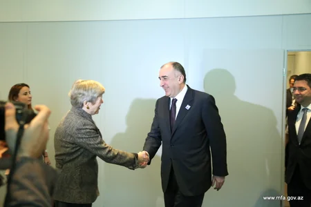Elmar Məmmədyarov NATO baş katibinin müavini ilə görüşüb