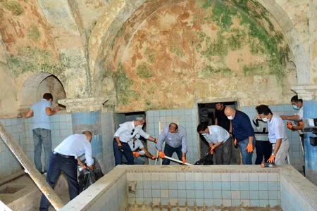 Mədəniyyət naziri sosial şəbəkə fəallarına çağırış etdi