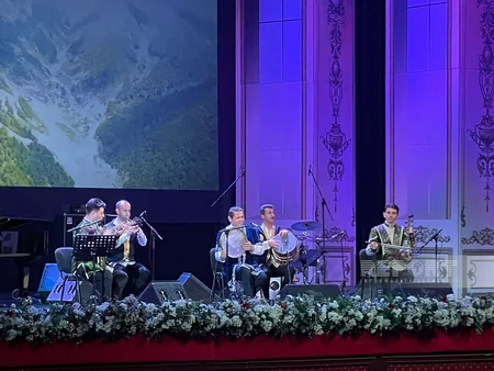 Batumidə Heydər Əliyevin 100 illik yubileyi münasibətilə konsert proqramı təqdim edilib