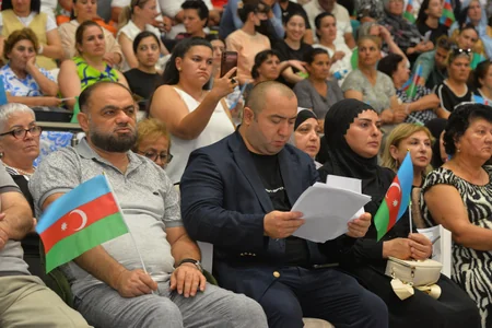 Tənzilə Rüstəmxanlı təşviqat kampaniyaları içərisində ən böyük görüşünü keçirib