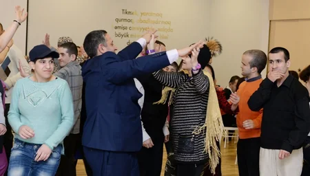 Heydər Əliyev Fondunun təşəbbüsü ilə kimsəsiz və xüsusi qayğıya ehtiyacı olan uşaqlar üçün Novruz şənlikləri keçirilib