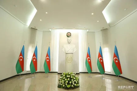 DTX-nın Akademiyasında “Sosial şəbəkələrin gənclərin həyatında rolu: müsbət və mənfi tərəfləri” mövzusunda seminar təşkil edilib