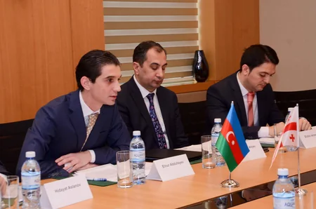 Azərbaycan və Gürcüstan avtomobil və yük daşımaları üçün icazələr müəyyənləşdirəcək
