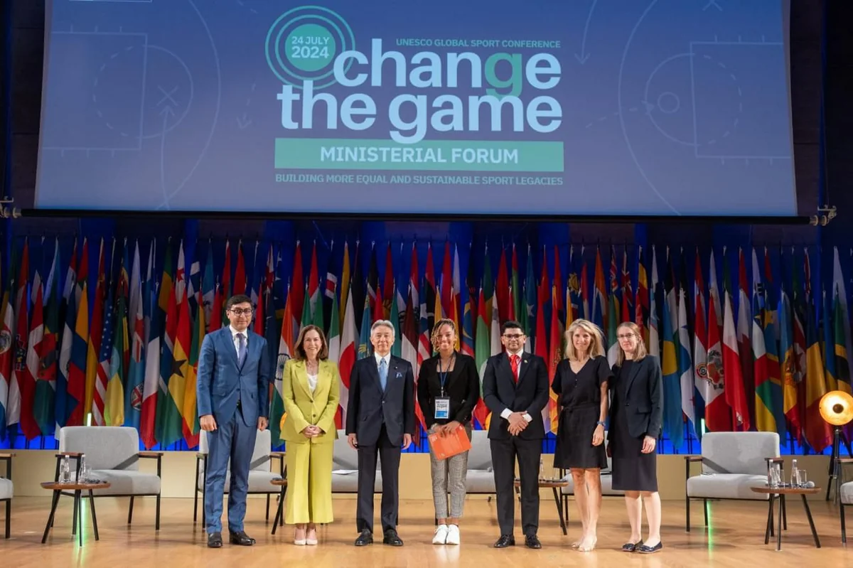 Fərid Qayıbov Parisdə idman nazirlərinin Change the Games beynəlxalq forumunda iştirak edib
