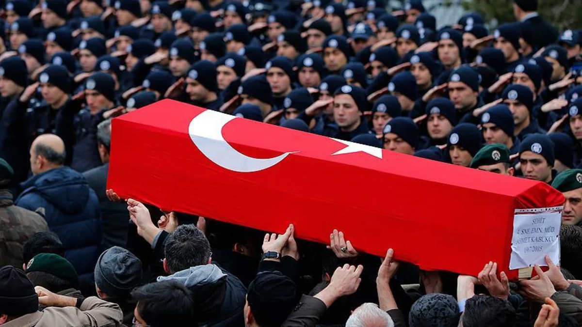 Türkiyədə terrorçularla atışmada beş nəfər şəhid olub