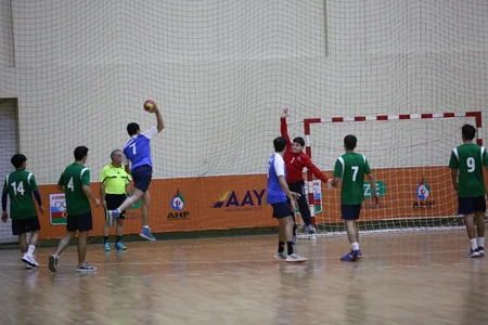 Həndbol üzrə Azərbaycan çempionatında növbəti oyunlar keçirilib