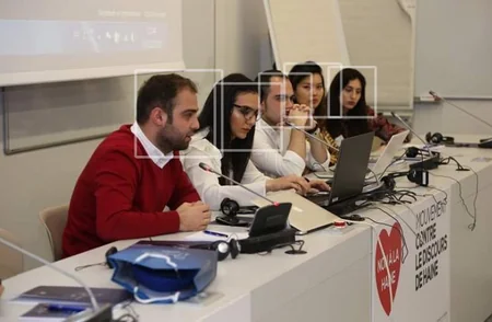 В Страсбурге прошел форум Азербайджанская женщина - 100 лет
