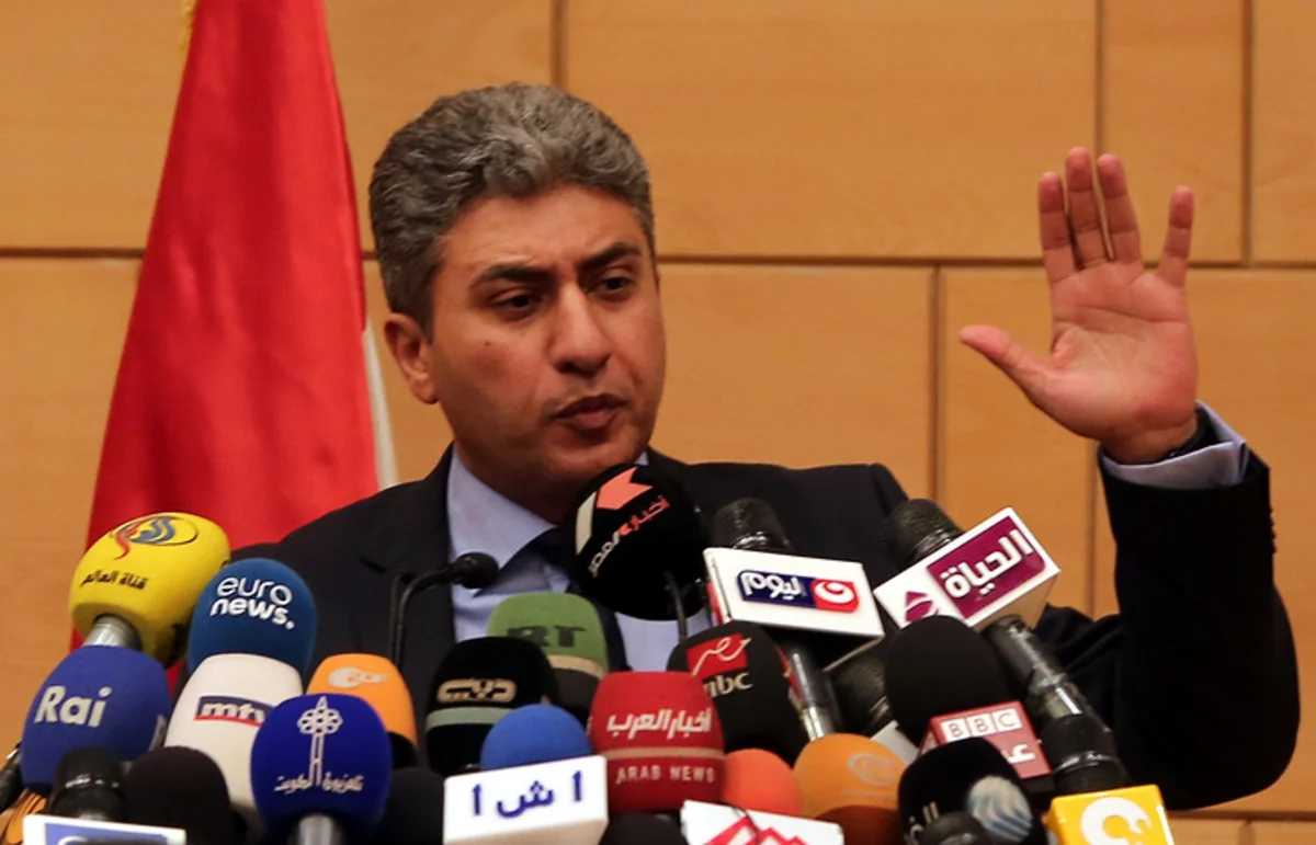 Misir EgyptAir təyyarəsinə terror hücumu edilməsini nəzərdən keçirir
