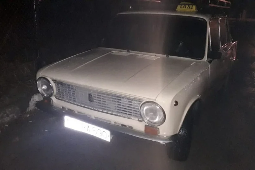 Kürdəmirdə yolu keçmək istəyən 17 yaşlı qızı avtomobil vurub