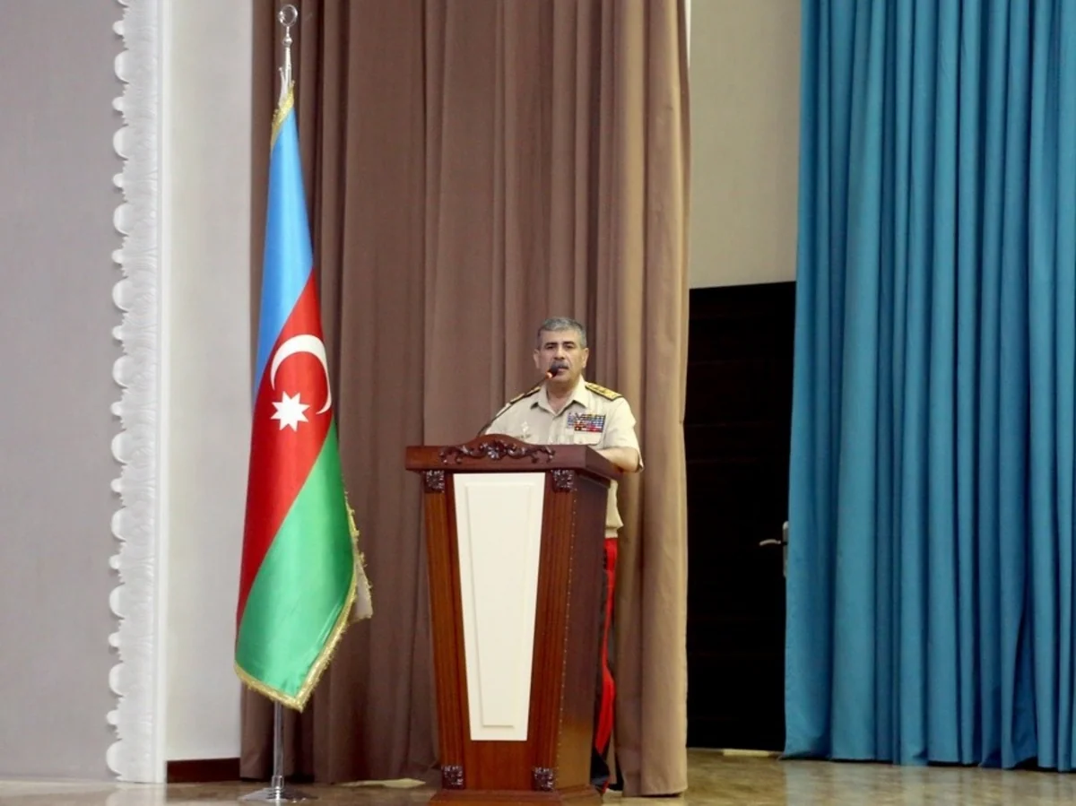 Закир Гасанов: Личный состав должен быть воспитан в духе любви к Родине и ненависти к врагу