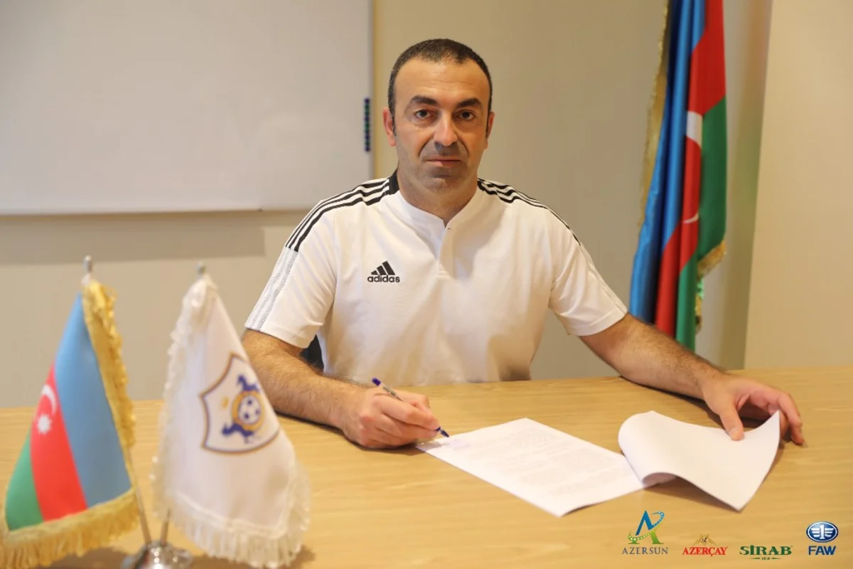 Qarabağ Türkiyə millisinin fizioterapevti ilə müqavilə bağlayıb