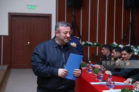 Hərbçilərə yeni mənzillər verilib