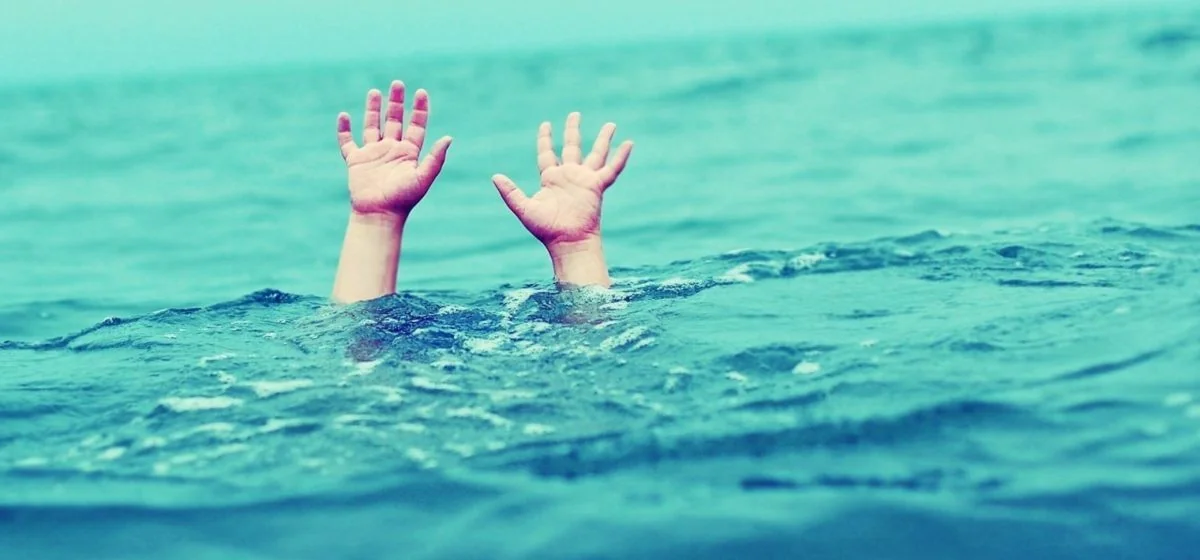 Balakəndə iki yaşlı körpə göldə boğulub