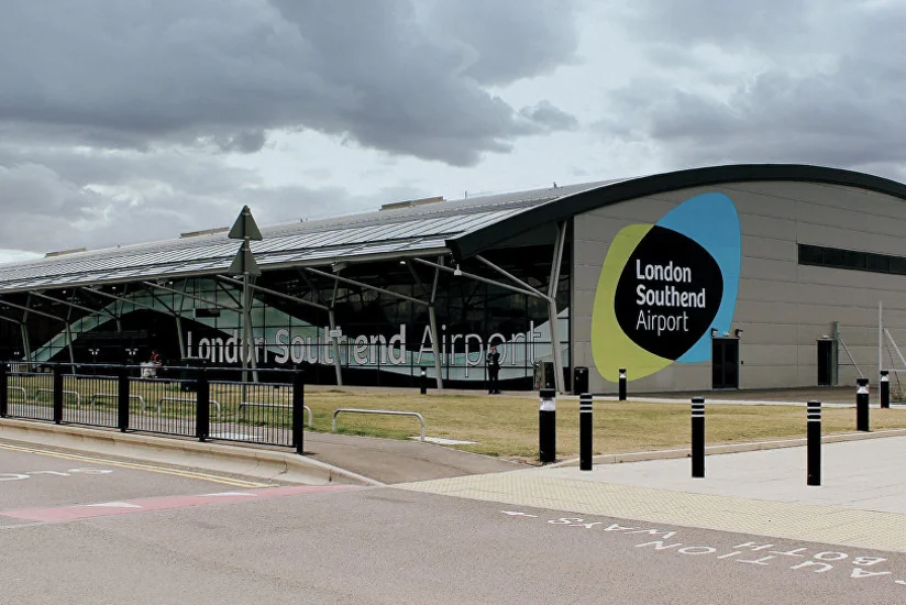 Explosion occurs near London airport