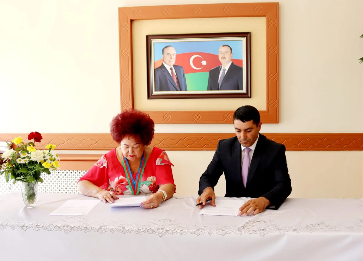 Naxçıvan məktəbi İrpendəki liseylə əməkdaşlıq müqaviləsi imzalayıb