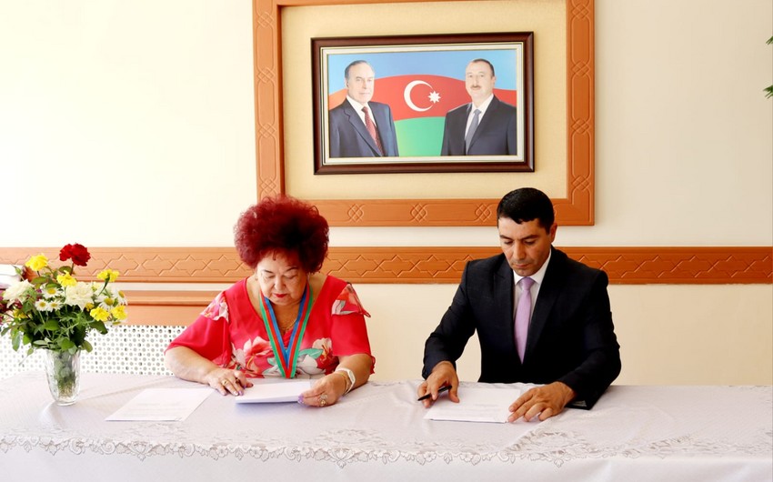 Naxçıvan məktəbi İrpendəki liseylə əməkdaşlıq müqaviləsi imzalayıb