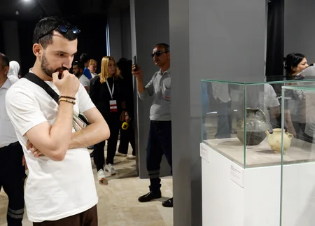 Vaqif Poeziya Günlərinin iştirakçıları Şuşanın tarixi-mədəni məkanlarında olublar