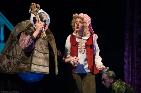 В Аздраме представили спектакль Буратино в стране дураков