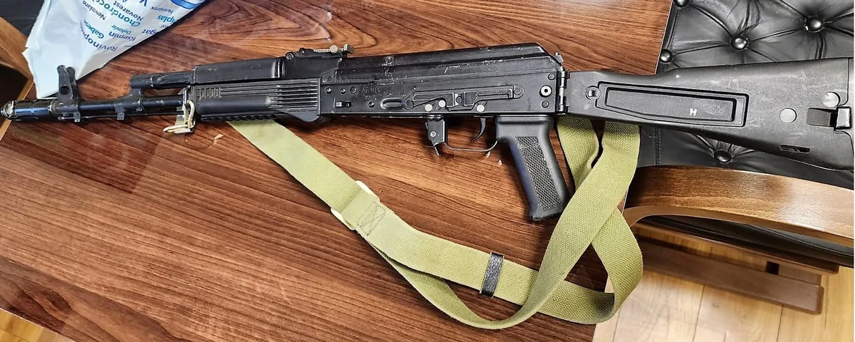 Bakıda “Kalaşnikov” satmaq istəyən şəxs saxlanılıb