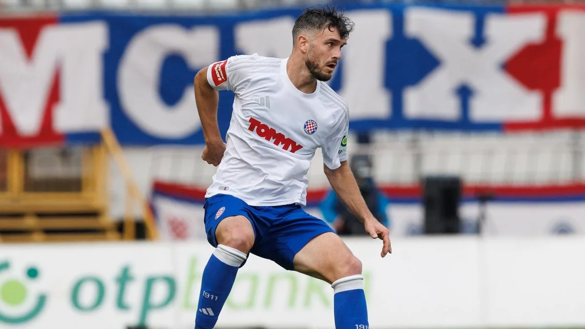 “Zirə”nin UEFA Konfrans Liqasındakı rəqibi futbolçusu ilə yolları ayırıb