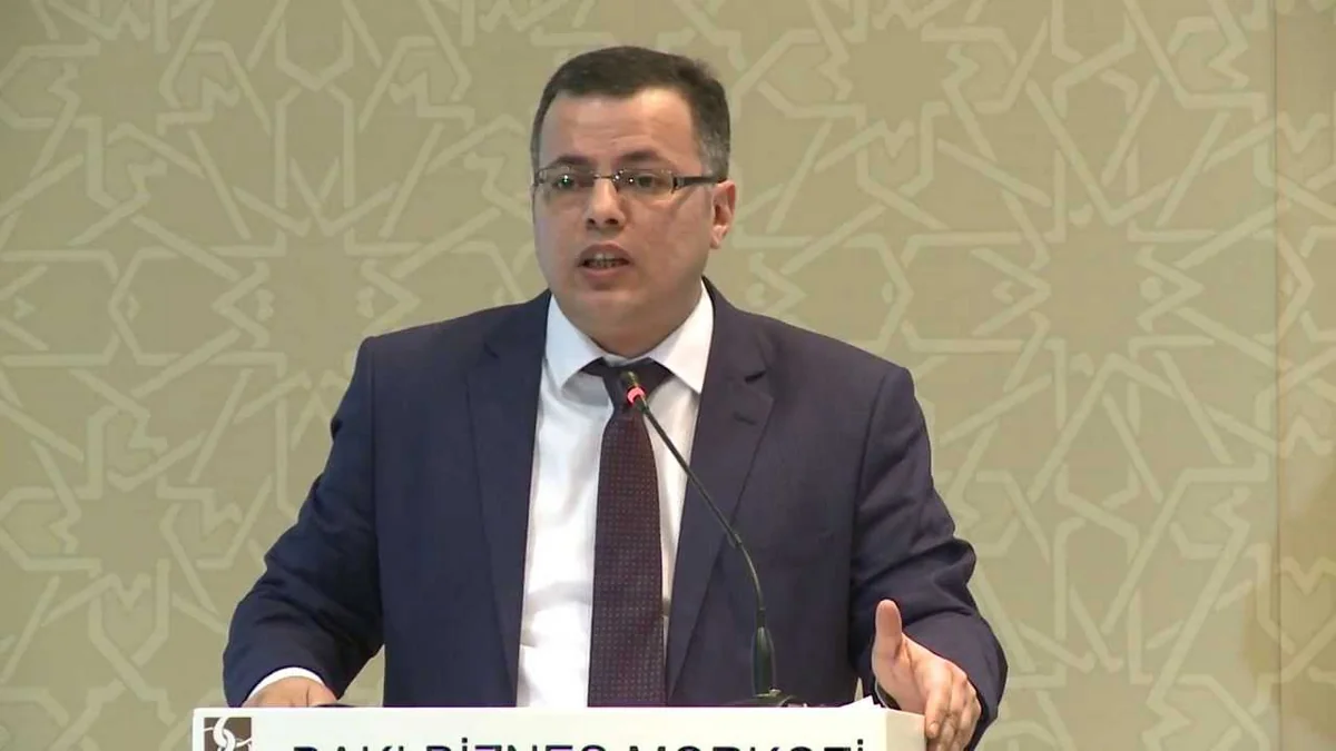 ​Vüsal Qasımlı: Dəmir yolu ilə yükdaşımaların artması böyük perspektivlər vəd edir