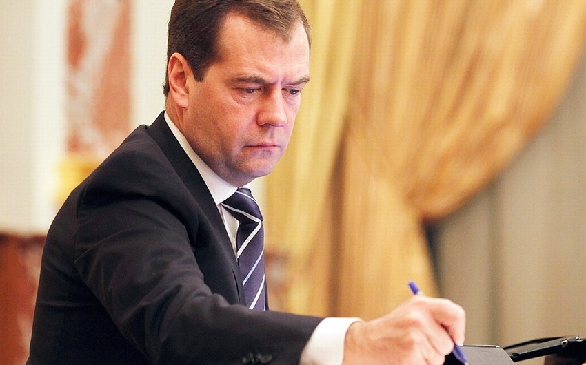 Rusiyanın baş naziri Türkiyə məhsullarına tətbiq edilən sanksiyanın ləğvi barədə sərəncam imzalayıb